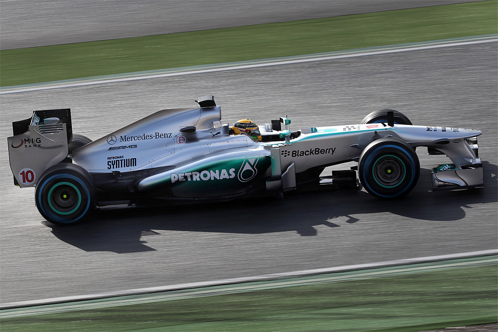 Hamilton er det nye indslag hos Mercedes
(Foto: Mercedes)